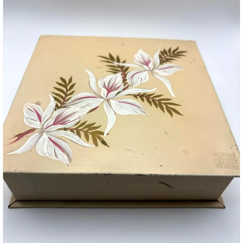 Vintage Shabby Chic Metal Hinged Toleware Trinket Jewelry Box Vanity Decor